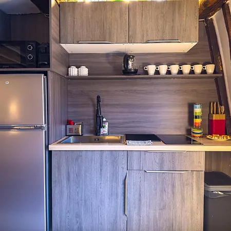 Marais-pletzl, Rue Des Rosiers *